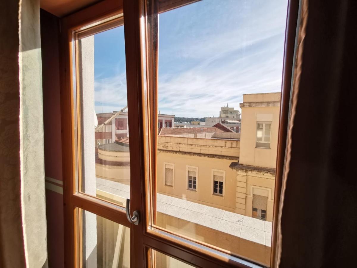 Casa Giorgia Cagliari Camera ภายนอก รูปภาพ